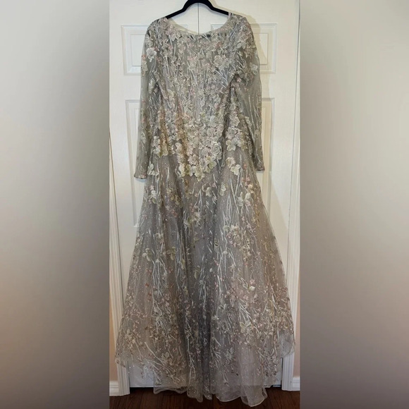 Mac Duggal Embellished Illusion Long Sleeve A Line Gown Plus Size 20 Style 20402 - Picture 6 of 8